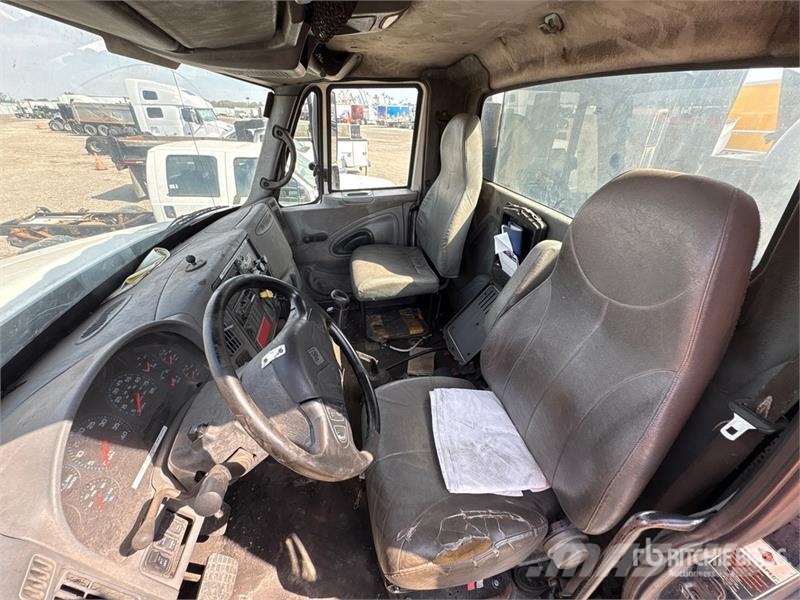 International 7600 组合/真空油槽车