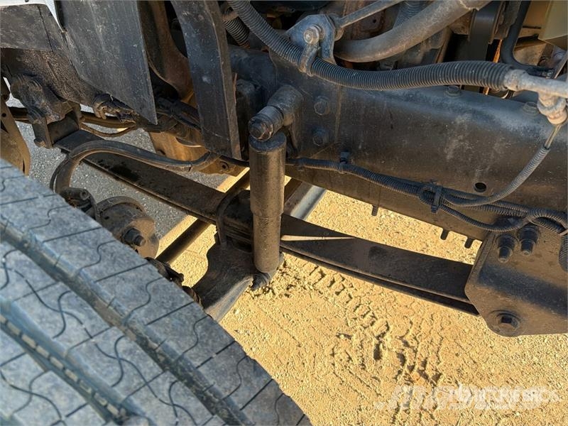 International 7600 Autotractoare