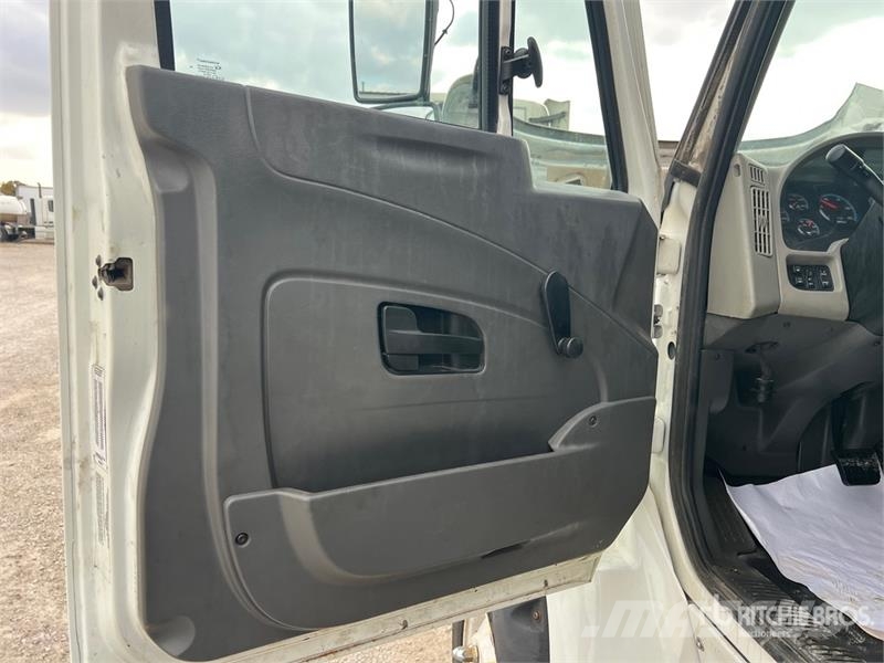 International 7600 Damperli kamyonlar
