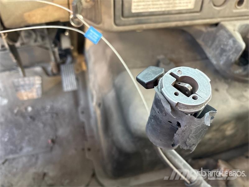 International 7600 Camion aspirateur, Hydrocureur