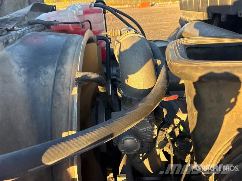 International 7600 شاحنات ذات صهاريج
