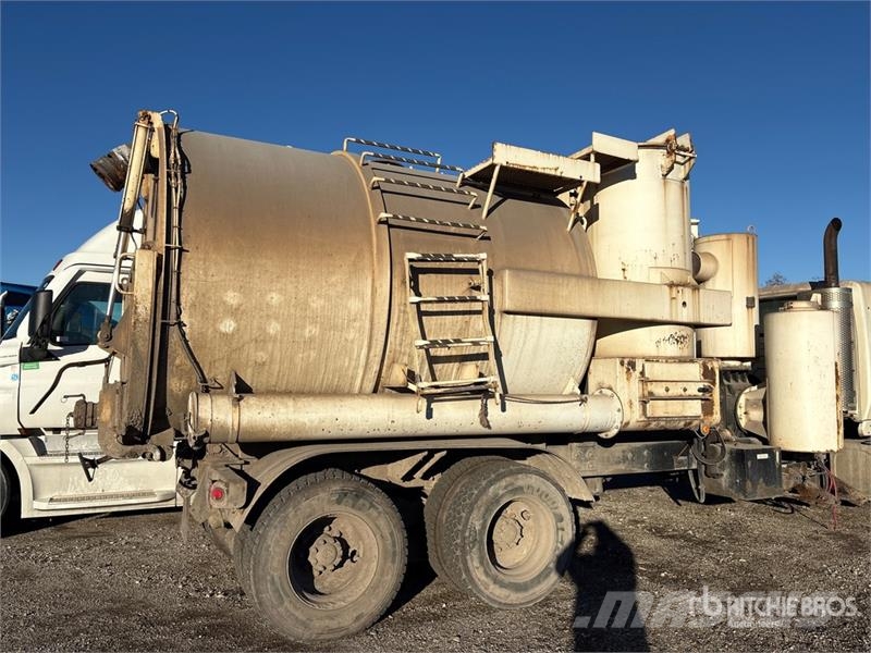 International 7600 Camion aspirateur, Hydrocureur