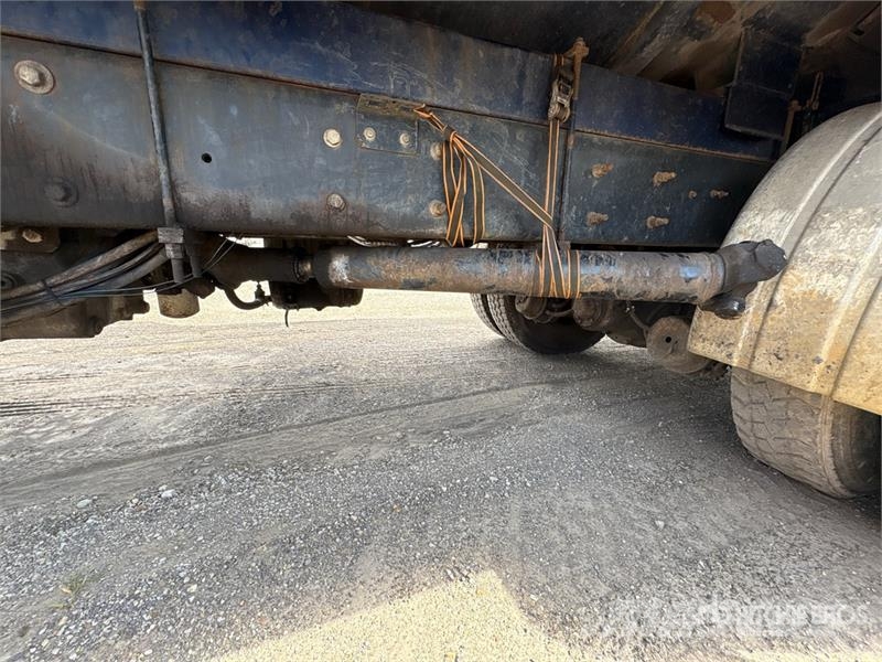 International 7600 组合/真空油槽车