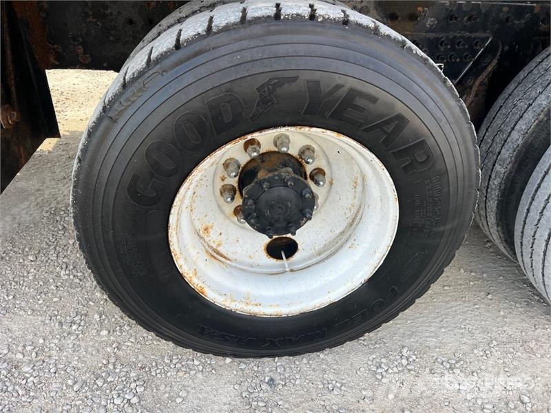 International 7600 Damperli kamyonlar