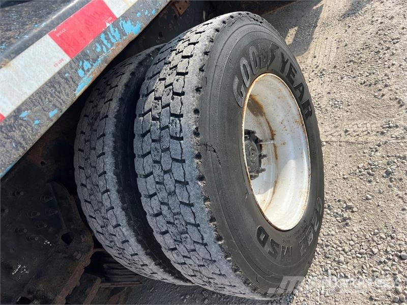 International 7600 Damperli kamyonlar