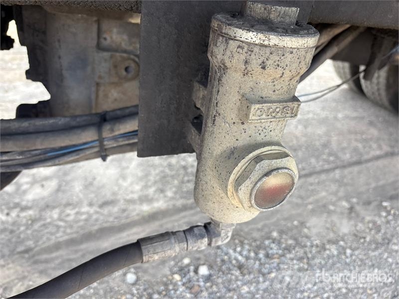 International 7600 组合/真空油槽车
