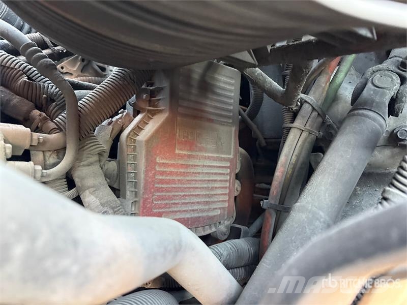 International 7600 Camion aspirateur, Hydrocureur