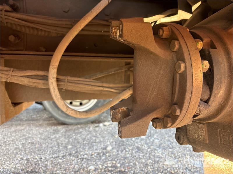International 7600 Camion aspirateur, Hydrocureur