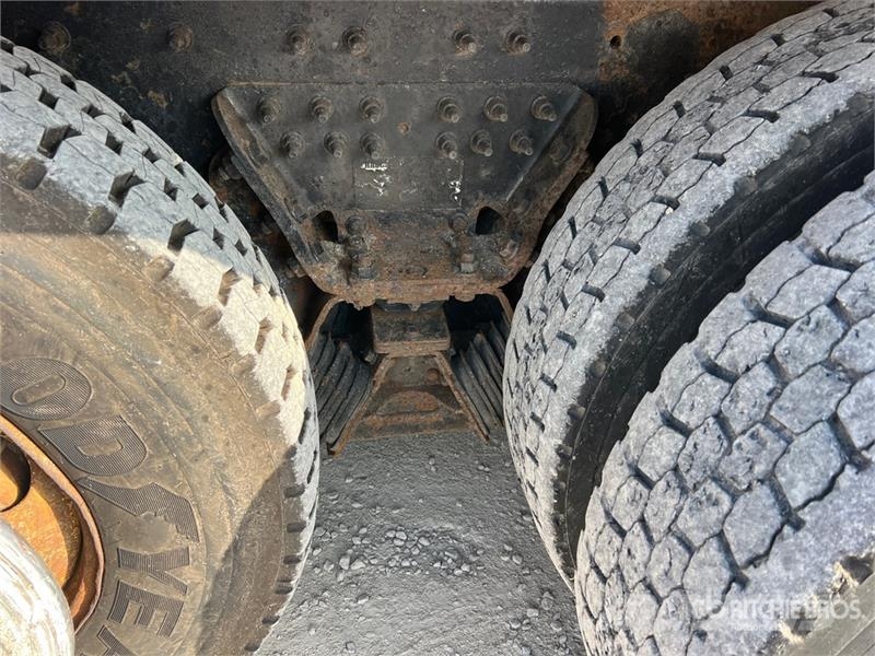 International 7600 Damperli kamyonlar
