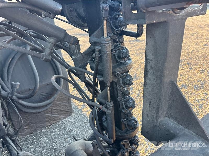 International 7600 شاحنات ذات صهاريج
