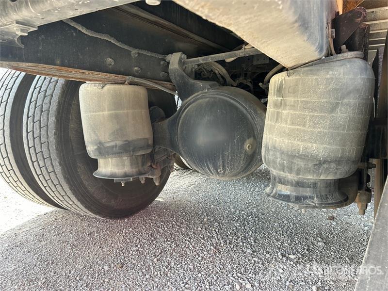 International 8500 Camiones plataforma