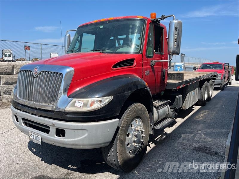 International 8500 Camiones plataforma