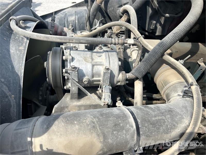 International 8500 Camiones plataforma
