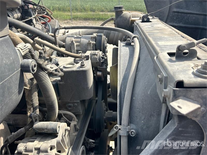 International 8500 Camiones plataforma