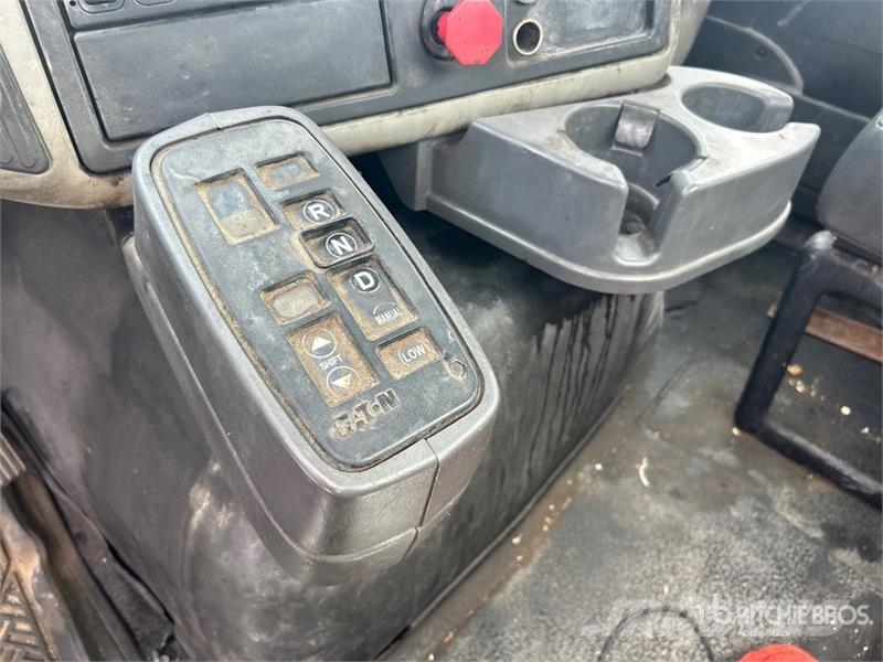 International 8600 Camiones tractor