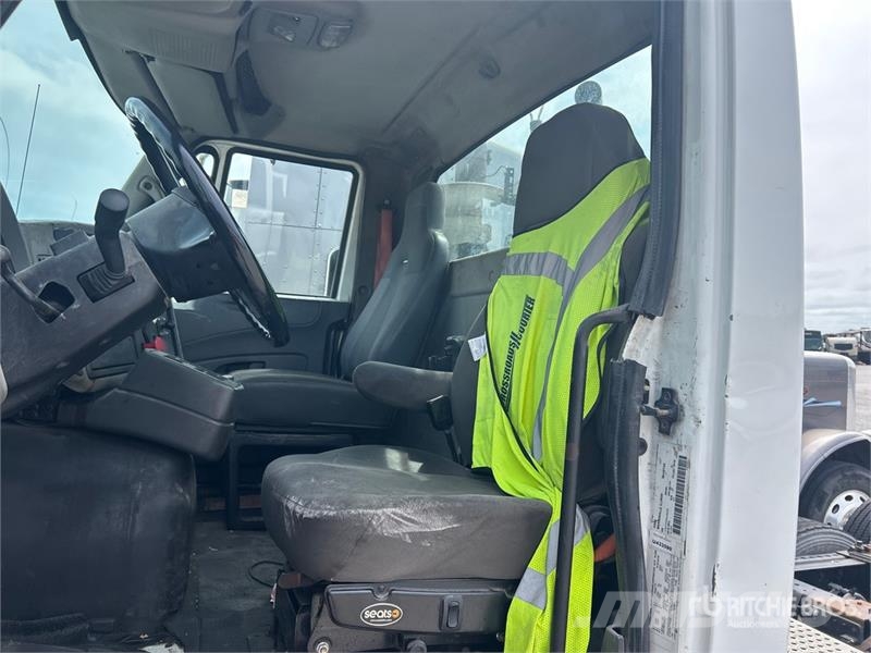 International 8600 Camiones tractor