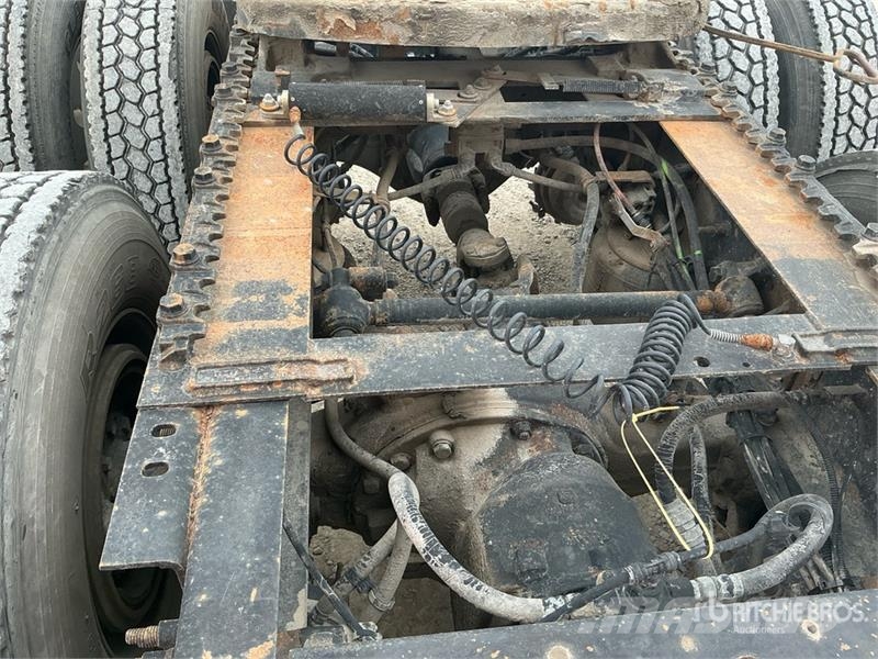 International 8600 Седельные тягачи