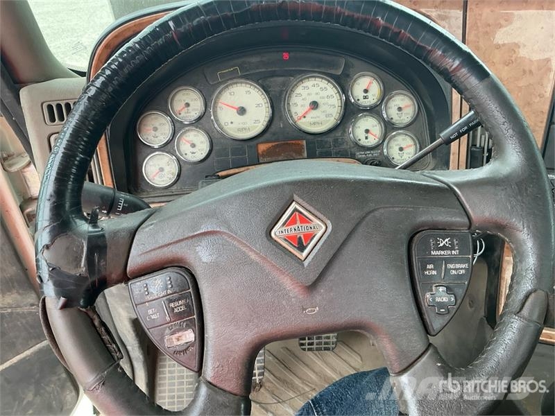 International 8600 Седельные тягачи