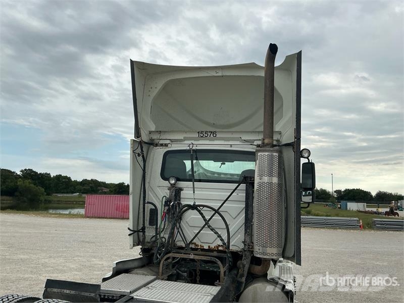 International 8600 Седельные тягачи