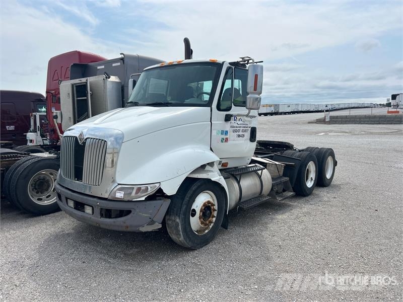 International 8600 Camiones tractor