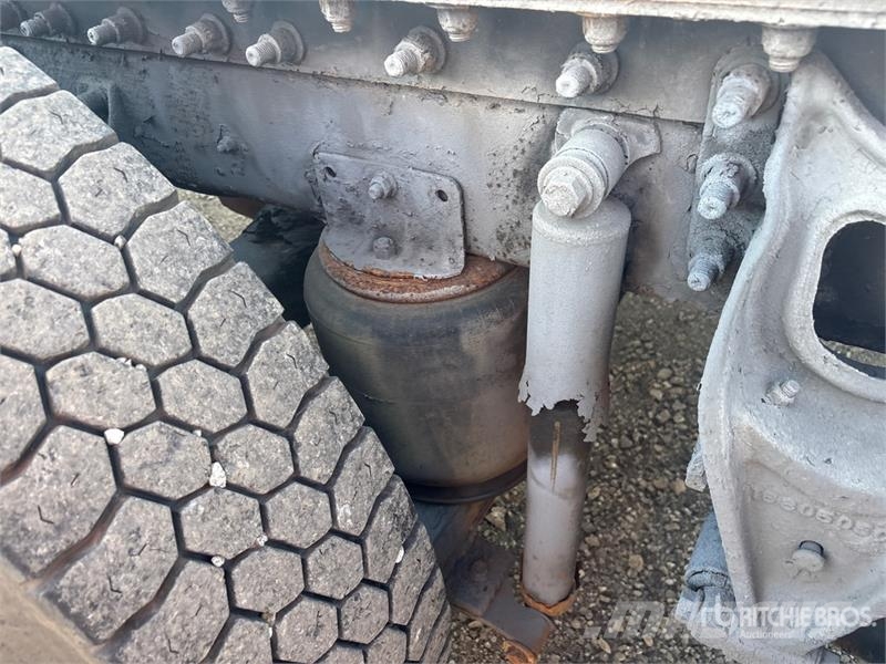 International 9100 وحدات الجر