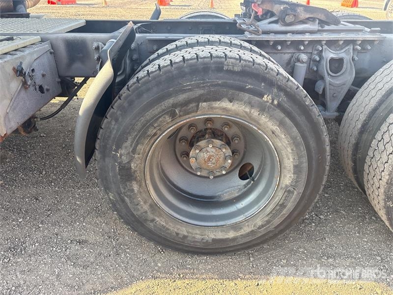 International 9100 وحدات الجر