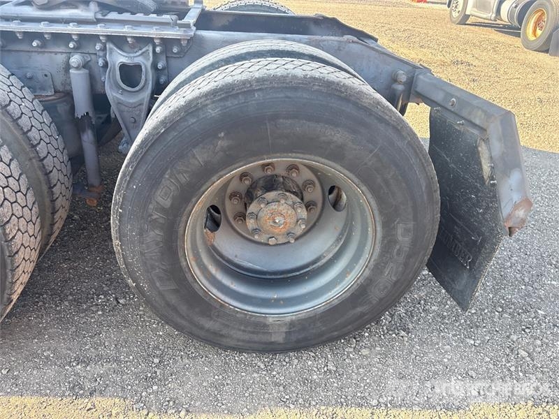 International 9100 وحدات الجر