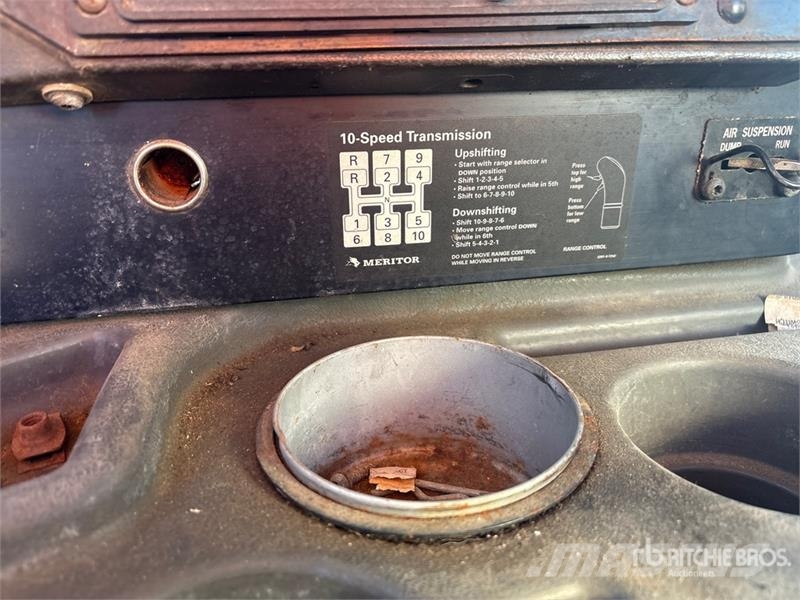 International 9100 وحدات الجر