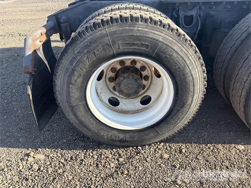 International 9100 وحدات الجر