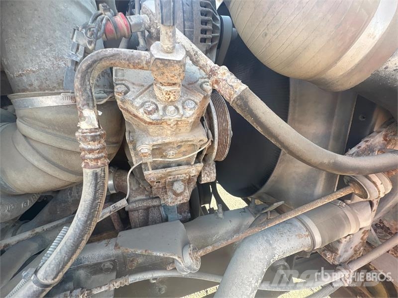 International 9100 وحدات الجر