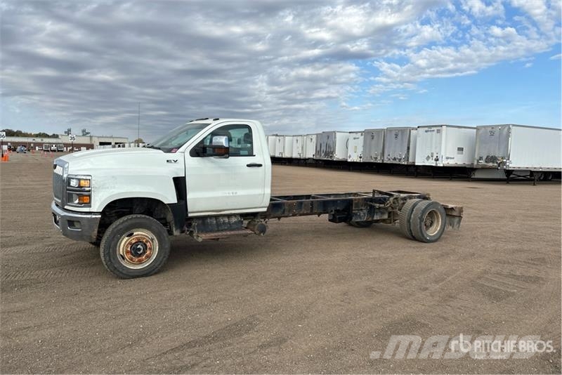International CV515 4x2 Cab and Chassis Kabiny i wnętrze