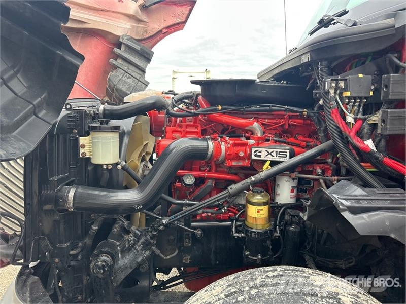 International LT625 وحدات الجر