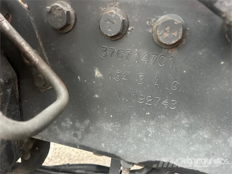 International LT625 Autotractoare