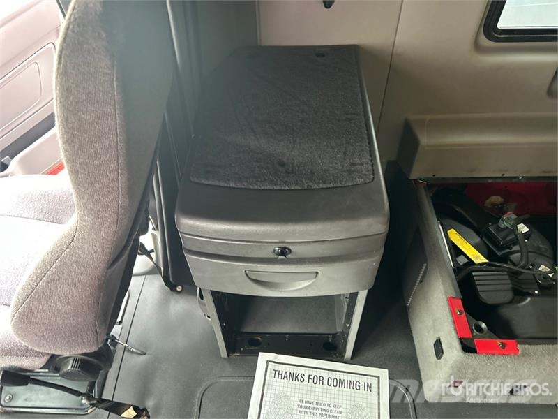 International LT625 وحدات الجر
