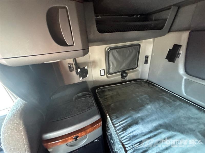 International LT625 Vetopöytäautot