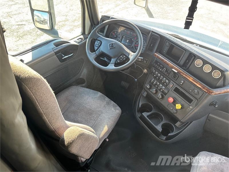 International LT625 Tractores (camiões)