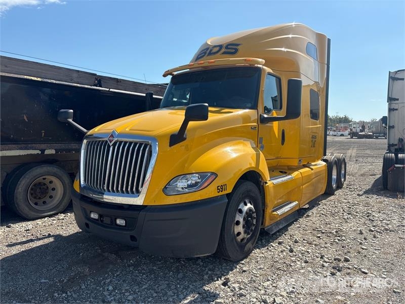 International LT625 Tracteur routier