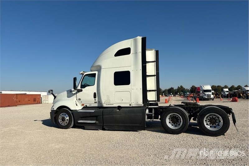 International LT625 Tractores (camiões)