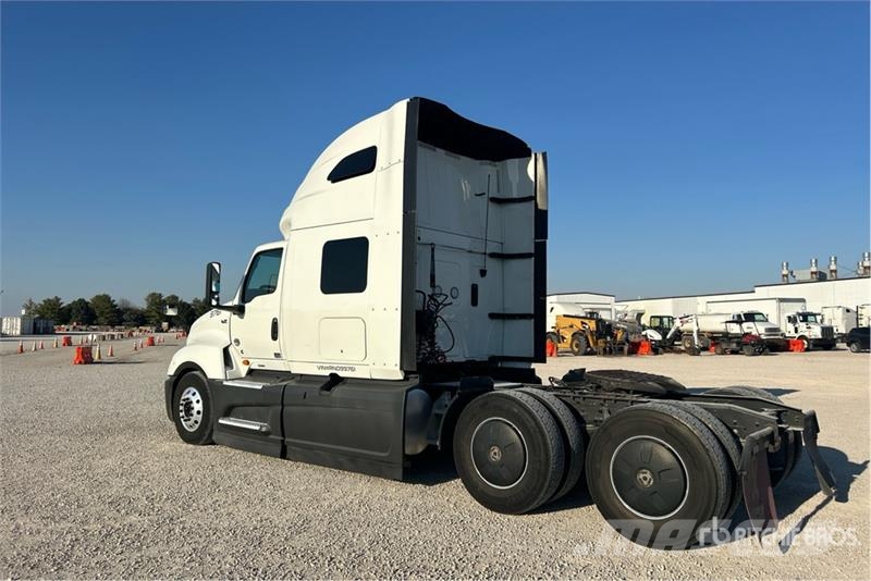 International LT625 Tractores (camiões)