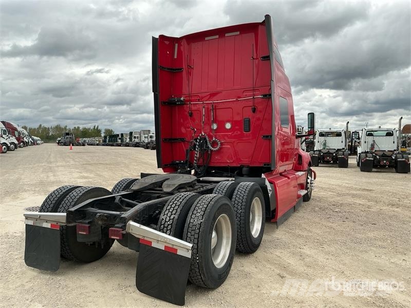 International LT625 트랙터 유닛