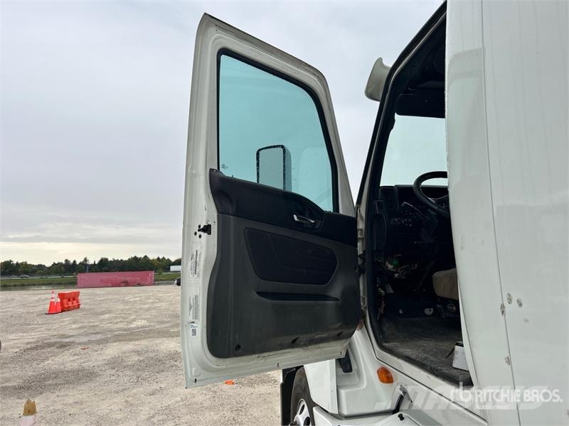 International LT625 Traktorske jedinice