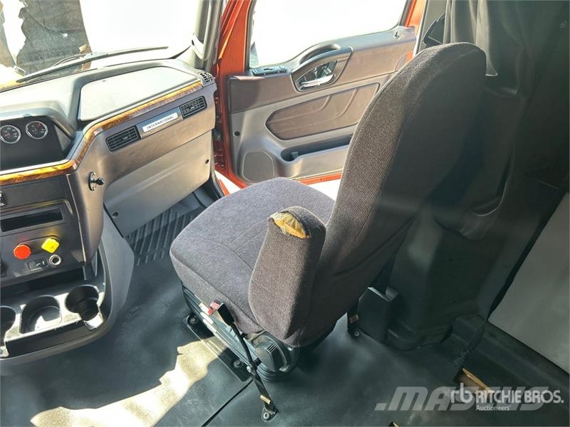 International LT625 Тягачі