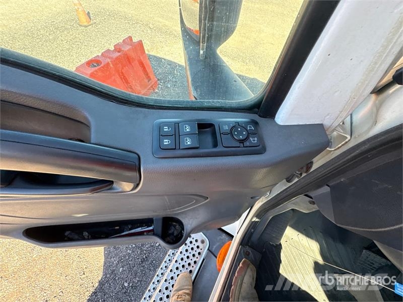International LT625 6x4 T/A Day Cab Truck Tractor Prime Movers