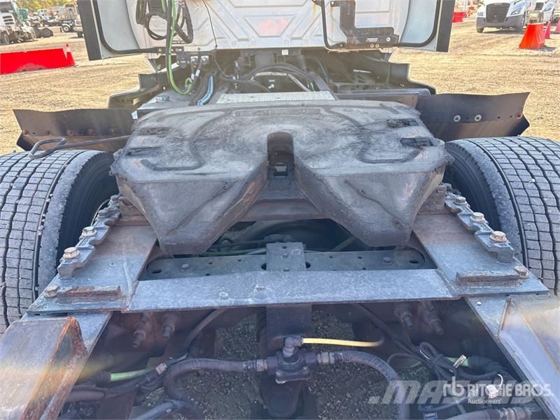 International LT625 6x4 T/A Day Cab Truck Tractor Prime Movers
