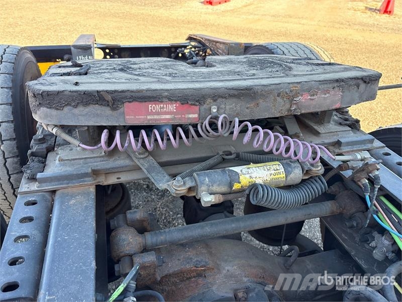 International LT625 6x4 T/A Day Cab Truck Tractor Prime Movers