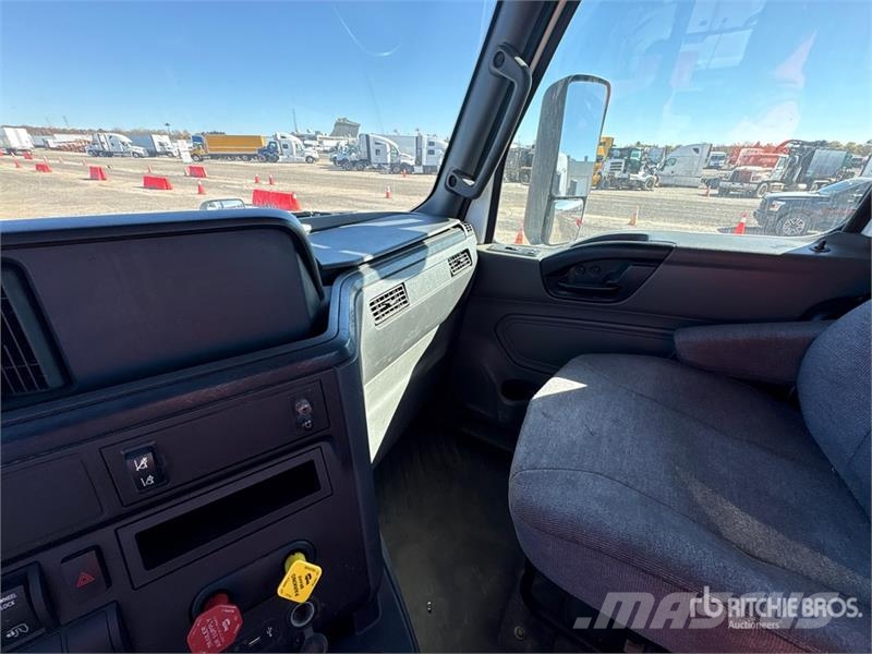 International LT625 6x4 T/A Day Cab Truck Tractor Prime Movers