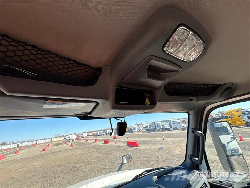 International LT625 6x4 T/A Day Cab Truck Tractor Prime Movers