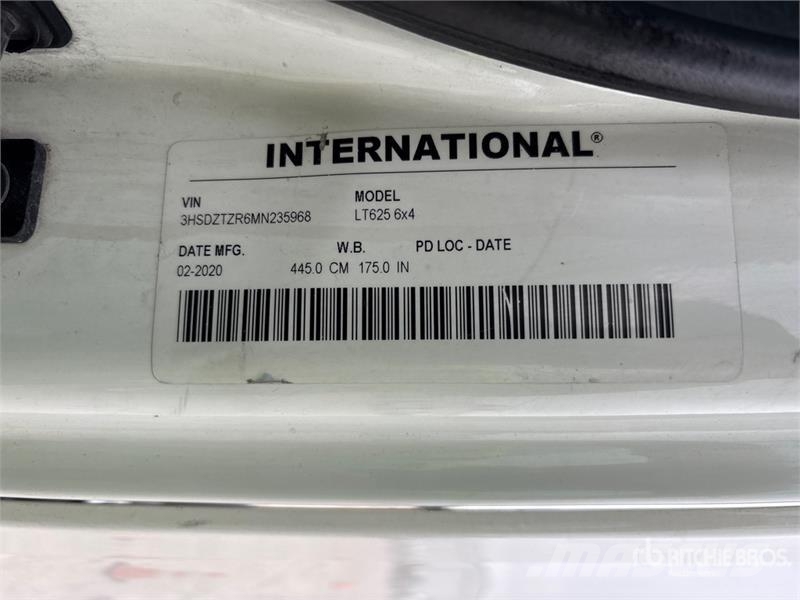 International LT625 6x4 T/A Day Cab Truck Tractor Traktorske jedinice