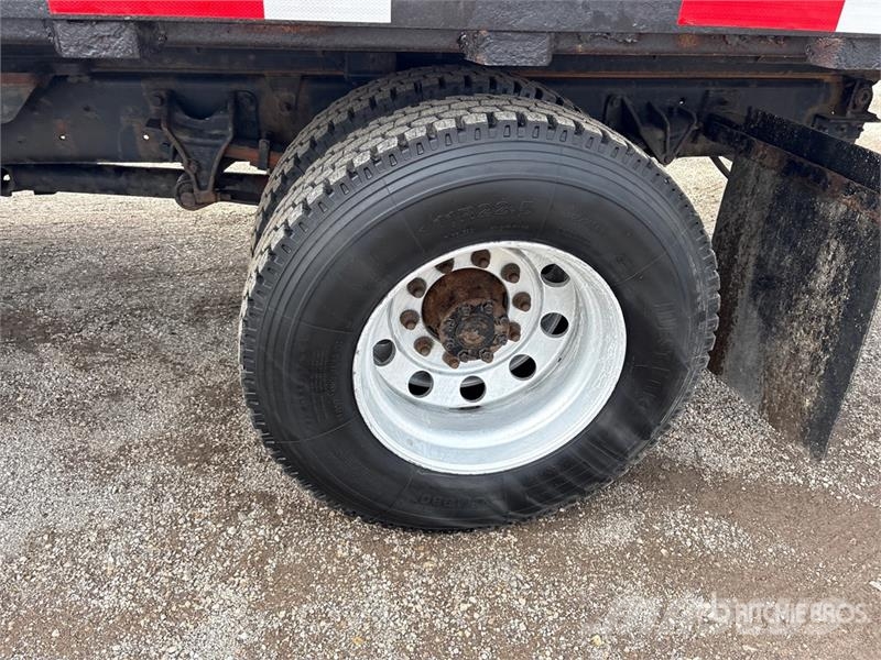 International MV 607 4x2 Rollback Truck Bergungsfahrzeuge