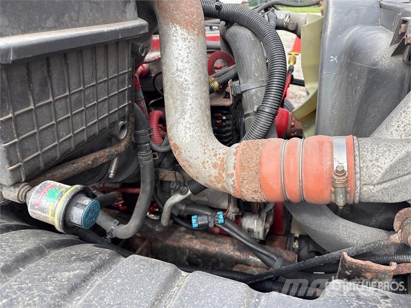 International MV 607 4x2 Rollback Truck Bergungsfahrzeuge